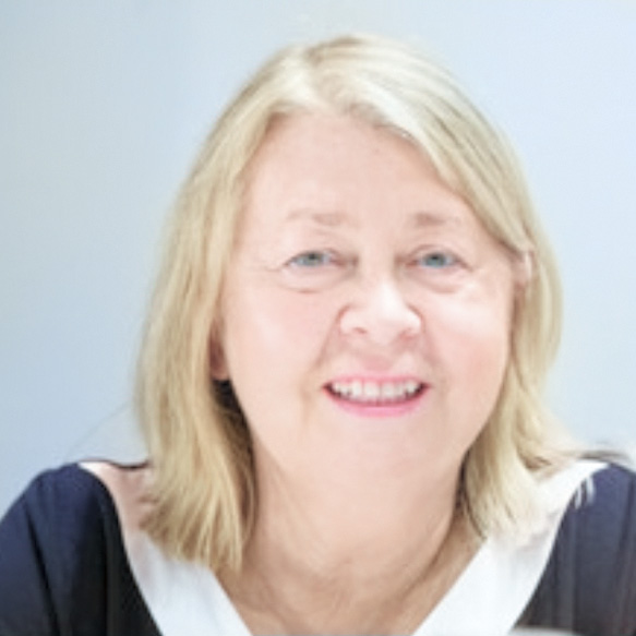 prof. dr hab. Ewa Miklaszewska